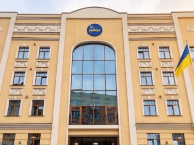 Окупанти поцілили у будівлю Вищої ради правосуддя у Києві