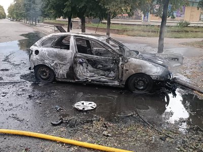 Росіяни вдарили по Слов’янську трьома авіабомбами: пошкоджені медзаклад і будинки