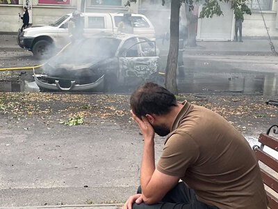 У Слов’янську російський дрон вдарив по авто іноземних журналістів