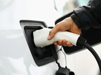 ЄС вимагає від Британії жорсткішої політики щодо китайських авто - FT