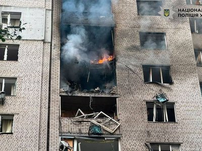 Російський БпЛА влучив у житловий будинок на Печерську