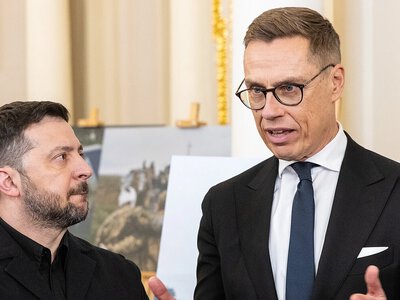 Президент Фінляндії попросив Маска дозволити Україні використовувати Starlink для ударів по РФ