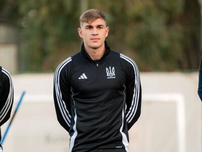 Відомий футболіст вирішив перестрахуватися і не поїхав у збірну України