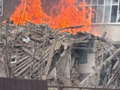 Окупанти вдарили авіабомбами по Сумах: є поранені та руйнування