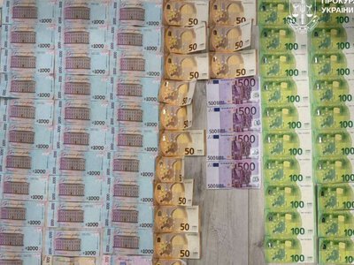 У Слов'янську судитимуть 8 учасників групи, які продавали наркотики під виглядом вейпів
