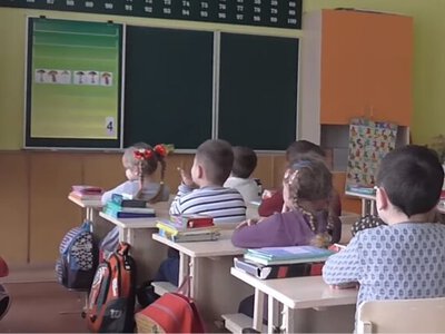 МОН пояснило, чи можна скорочувати уроки під час тривалих повітряних тривог
