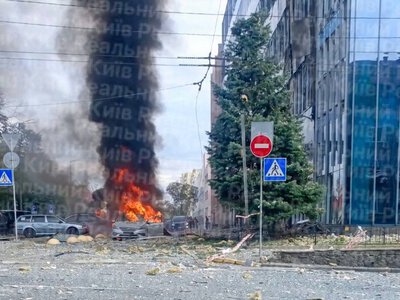 У Києві русня атакувала бізнес-центр – 4 загиблих, серед поранених дитина (ВІДЕО)