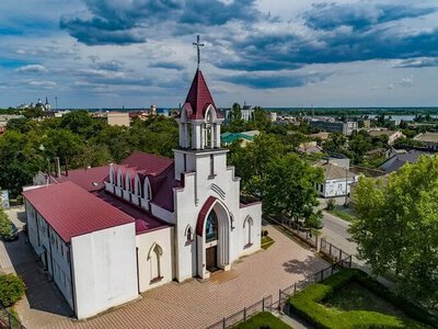 Історія костелу Пресвятого Серця Ісуса в Херсоні: від радянського паплюження до російського терору