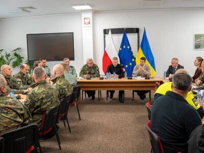 Україна і Польща узгоджують безпекові заходи на пунктах пропуску під час російських атак