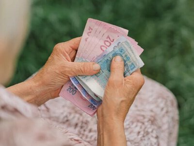 Чому середня пенсія зросла на 11,2% у 2026, але багато пенсіонерів цього не відчули
