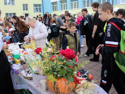 У Чопському ліцеї під час благодійного ярмарку зібрали понад 138 тисяч гривень для ЗСУ