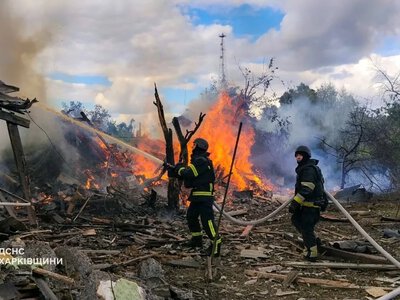Пожежі у місті на Харківщині – росіяни двічі вдарили реактивними шахедами