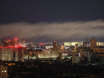 Без газу, гарячої води та з пошкодженим дахом: як живуть мешканці київської багатоповерхівки після удару 17 вересня