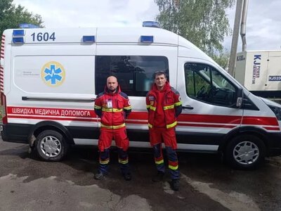 Медики швидкої допомоги врятували жінку похилого віку на Богодухівщині