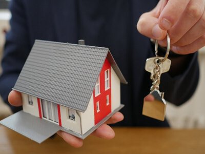 Оформлення спадщини на квартиру у 2026 році: скільки коштуватиме