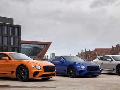 Bentley оздобила три Continental справжнім каменем: кожен присвятили небесному тілу