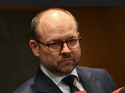 У канцелярії Навроцького закликали Туска не спекулювати страхом перед рф