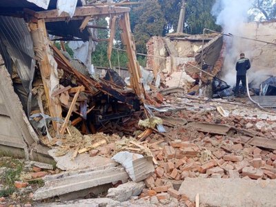 Два вибухи за три секунди: за 20 метрів від жінки впали два шахеди