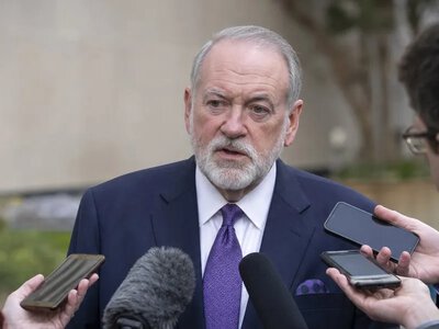 Посол США Хакабі пов’язав падіння підтримки Ізраїлю з біблійною необізнаністю — Al Jazeera
