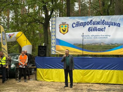 Змагаються учасники з дев’яти областей: у Старовижівській громаді стартували змагання з офроуду