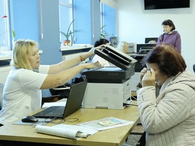 Частина жителів 20 громад Чернігівської області отримають по 19 400 грн: хто спонсорує ці виплати?