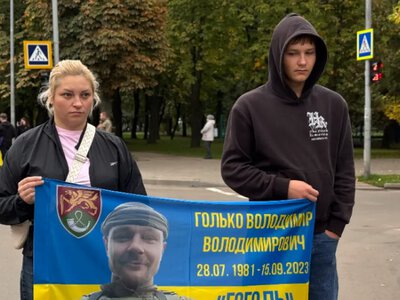 Зупинили рух і вшанували пам'ять: як у Шептицькому пройшла акція на перехресті вулиць Шептицького та Стуса