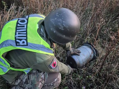 Небезпечна знахідка після атаки: у Києві виявили бойову частину російського дрона
