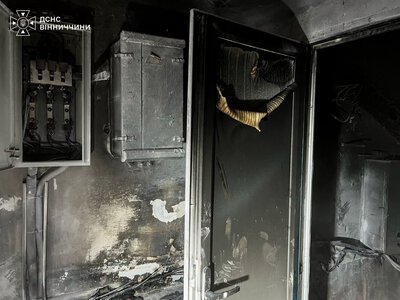 На Вінниччині горіли багатоповерхівка, легковик і стерня на полях