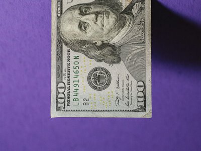 ЗМІ: США законтрактують майже всі $400 млн допомоги Україні