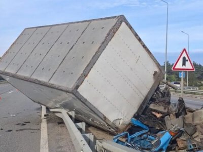 У Миргородськомк районі в ДТП загинув водій вантажівки