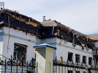 Чотирнадцять людей отримали поранення внаслідок російського авіаудару по Сумах