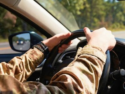 На Рівненщині ветерани можуть отримати компенсацію за автоцивілку через «Дію»: хто та як може скористатися
