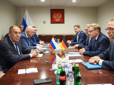 Лавров провів першу за 4,5 роки війни зустріч із главою МЗС Німеччини