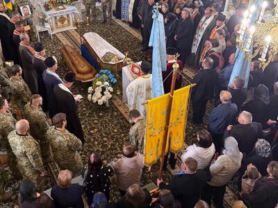 Герой на щиті повернувся на рідну Бучаччину у день свого народження