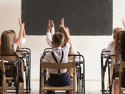 До 60% українських школярів розглядають можливість виїзду за кордон – дослідження