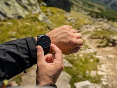 Garmin Fenix 9 отримав яскравіший дисплей і вдвічі більше пам’яті