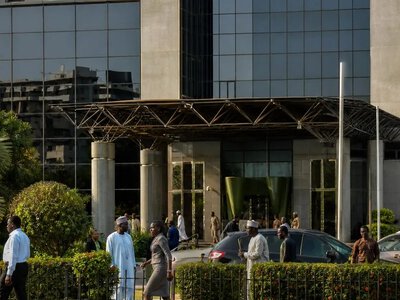 SERAP вимагає від Центробанку Нігерії пояснень щодо ₦1,63 трлн і $6,23 млн — Premium Times Nigeria