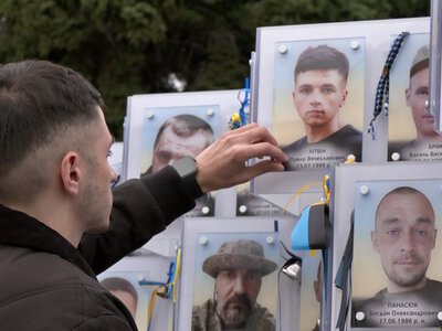 Зняв свій портрет полоненого після 4 років неволі: Луцьк зустрів оборонця Маріуполя Павла Літвіна