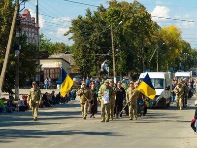 У Кобеляках попрощалися з 30-річним воїном Іваном Голтвянським