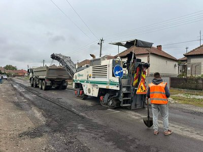 На Берегівщині та Мукачівщині триває ремонт місцевих доріг