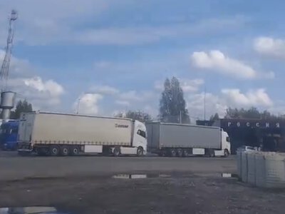 Біля кордонів Чернігівщини дрони атакували білоруські вантажівки: одна з машин вигоріла