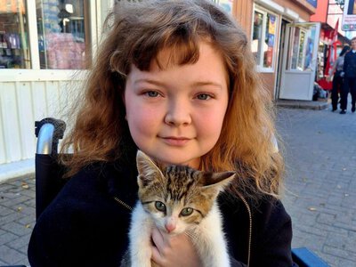 15-річна Софія Новик, яка бореться з тяжким захворюванням, потребує допомоги!
