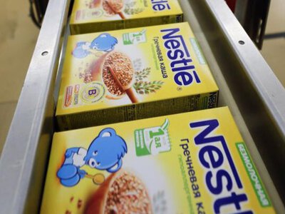 Закривають очі на звірства рф: чому Nestlé не виходить з російського ринку, позиція компанії