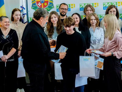 Віталій Бунечко привітав юних науковців Житомирщини з високими досягненнями в МАН