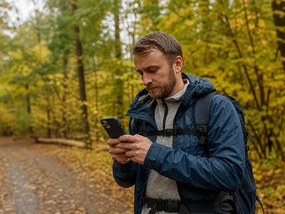 Як створити та зберегти пішохідний маршрут в Apple Maps на iPhone