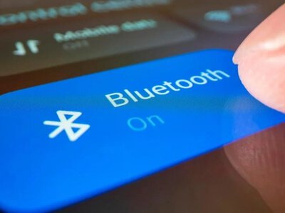 Bluetooth може працювати нестабільно навіть на новому смартфоні: що глушить сигнал