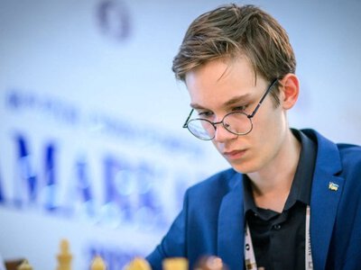 17-річний Самуненков обійшов чемпіона світу, але збірна впустила шанс на медалі. Підсумки Шахової олімпіади