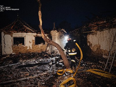 Атаковано Новгород-Сіверський: поранені четверо людей, серед них двоє дітей