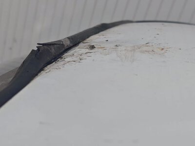 У Краматорську російський FPV-дрон атакував авто голови правління «Донецькоблгазу»