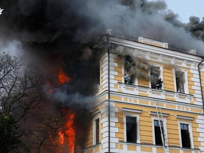 російський дрон влучив у будівлю НАН України в Києві: є загибла, тривають пошуки людей